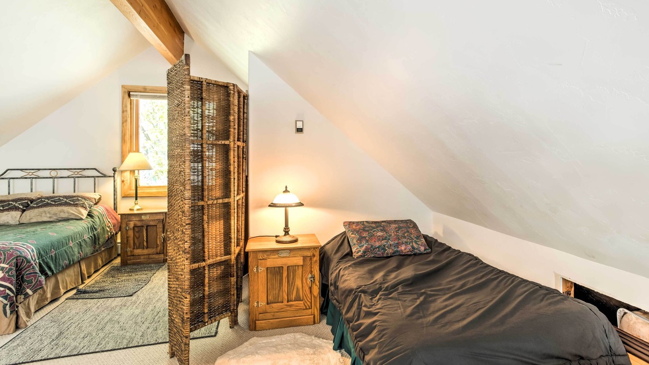 Photo of Bedroom in Marble