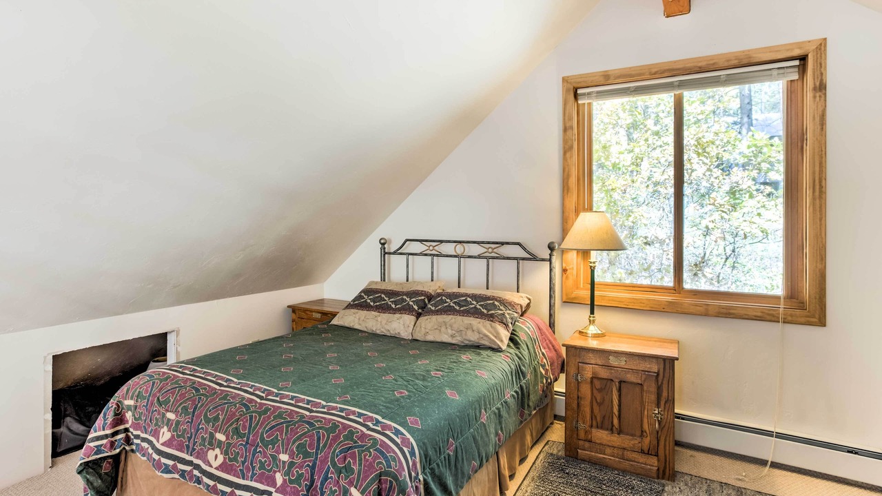 Photo of Bedroom in Marble