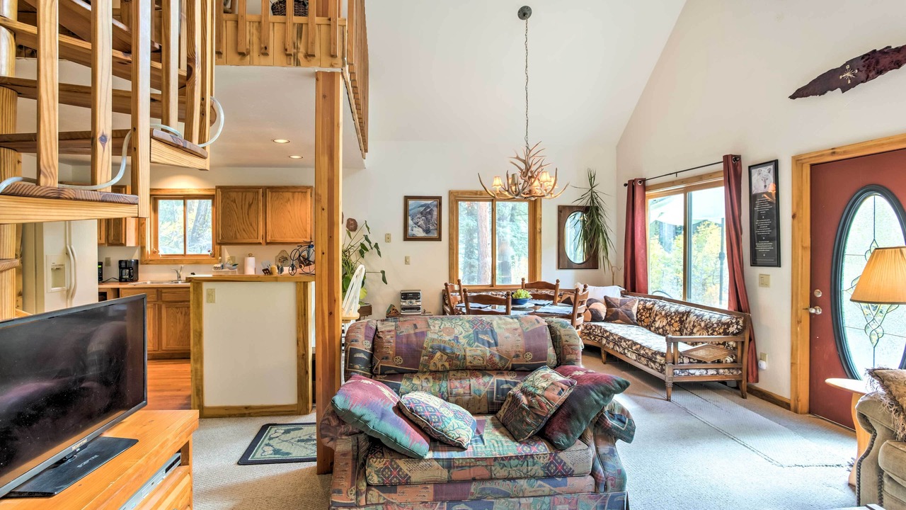 Photo of Livingroom in Marble
