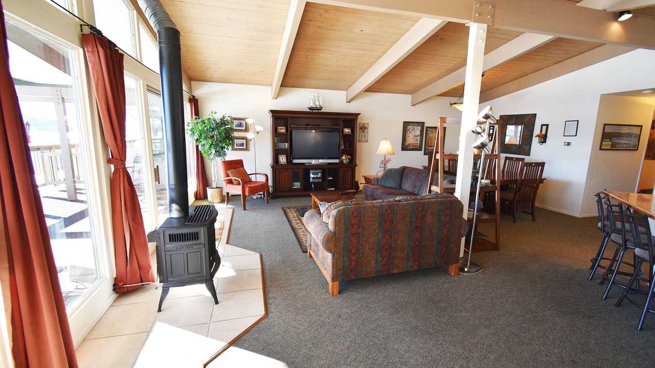 Photo of Livingroom in Dillon