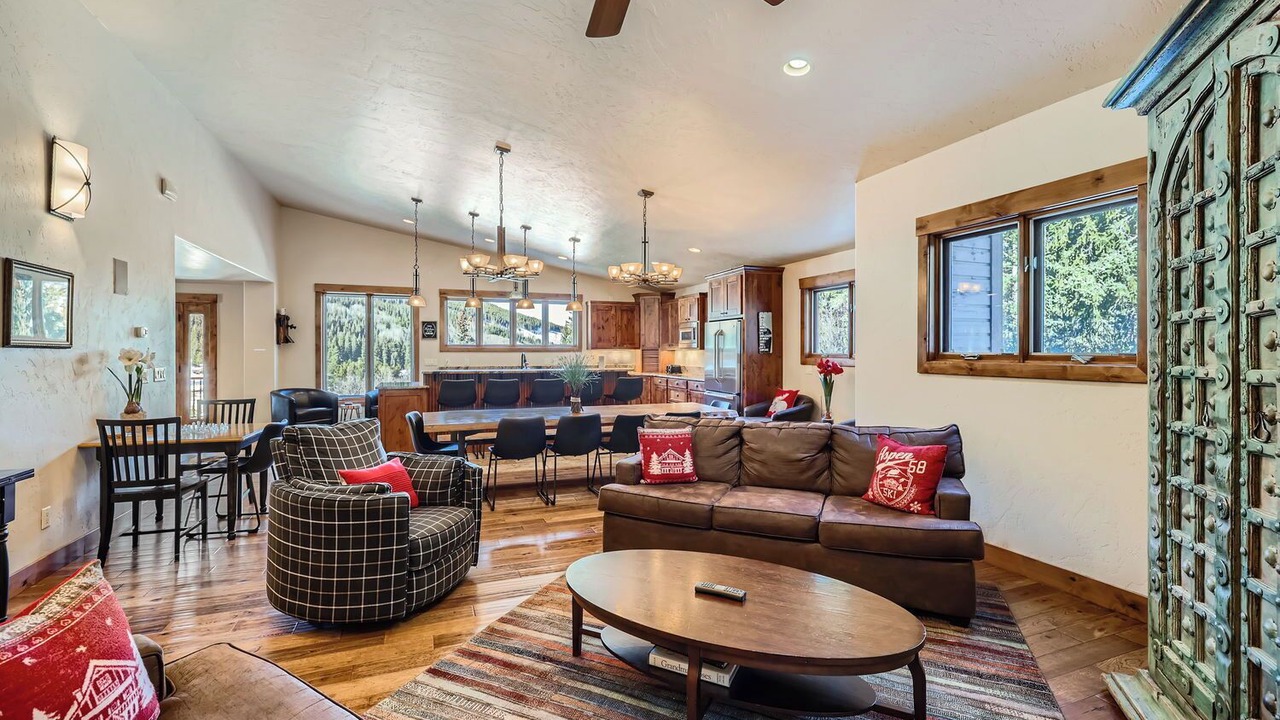 Photo of Bedroom in Blue River