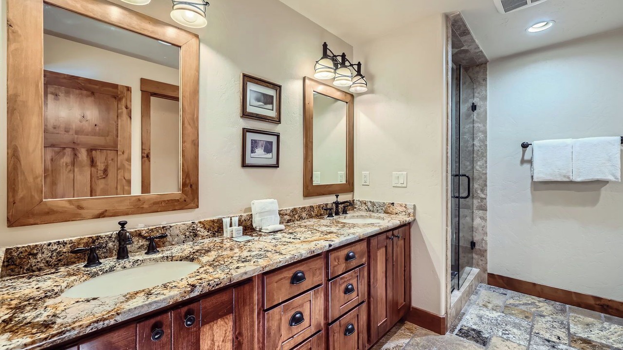 Photo of Bathroom in Blue River
