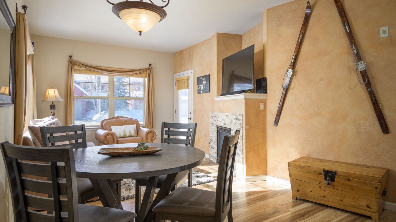 Photo of Livingroom in Fraser