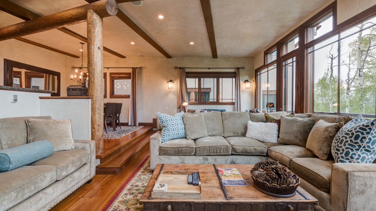 Photo of Livingroom in Mountain Village