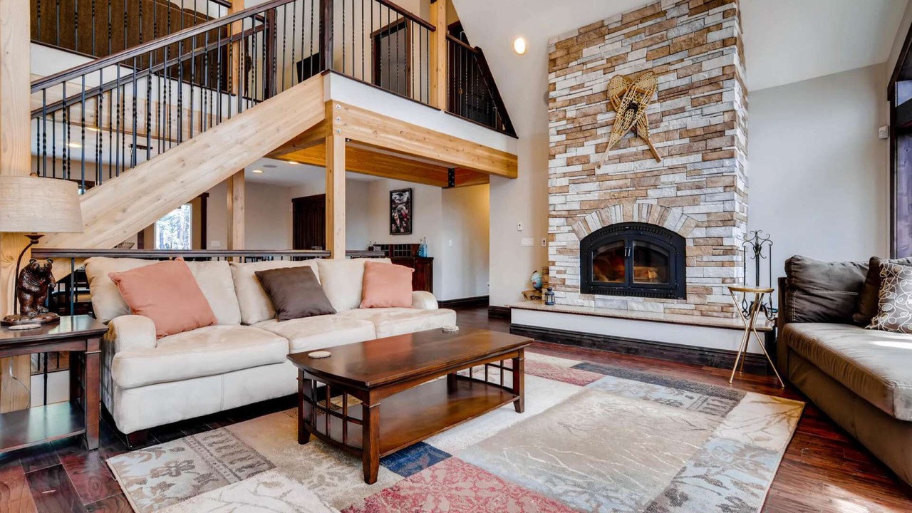 Photo of Livingroom in Fairplay