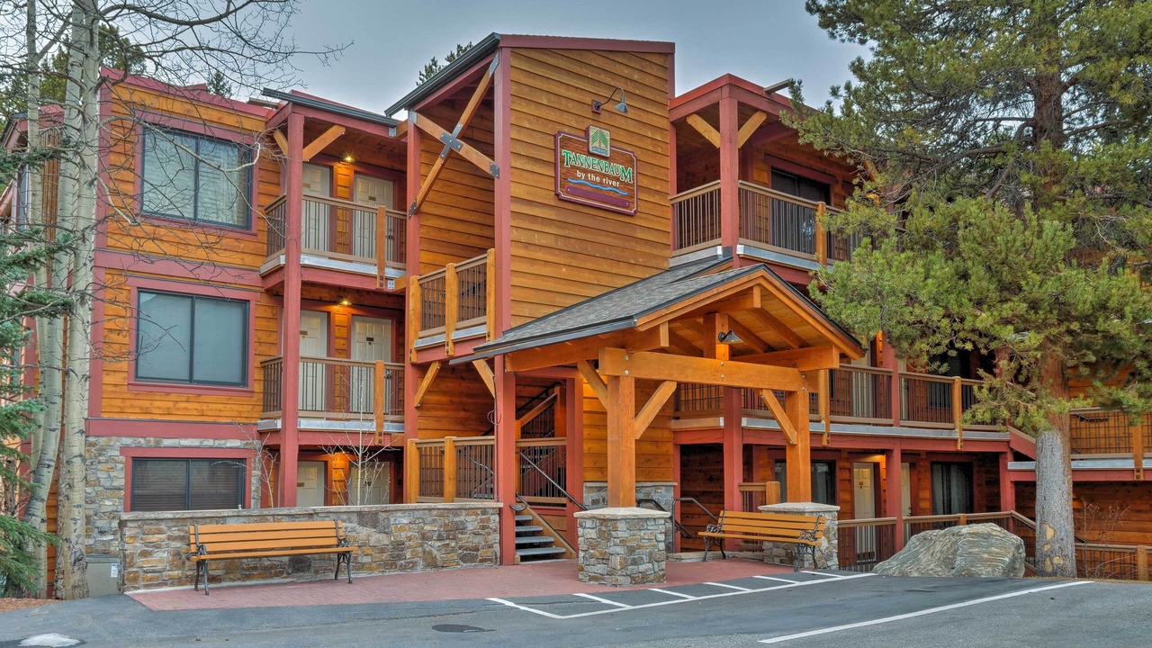 Photo of Outdoor in Peak 9