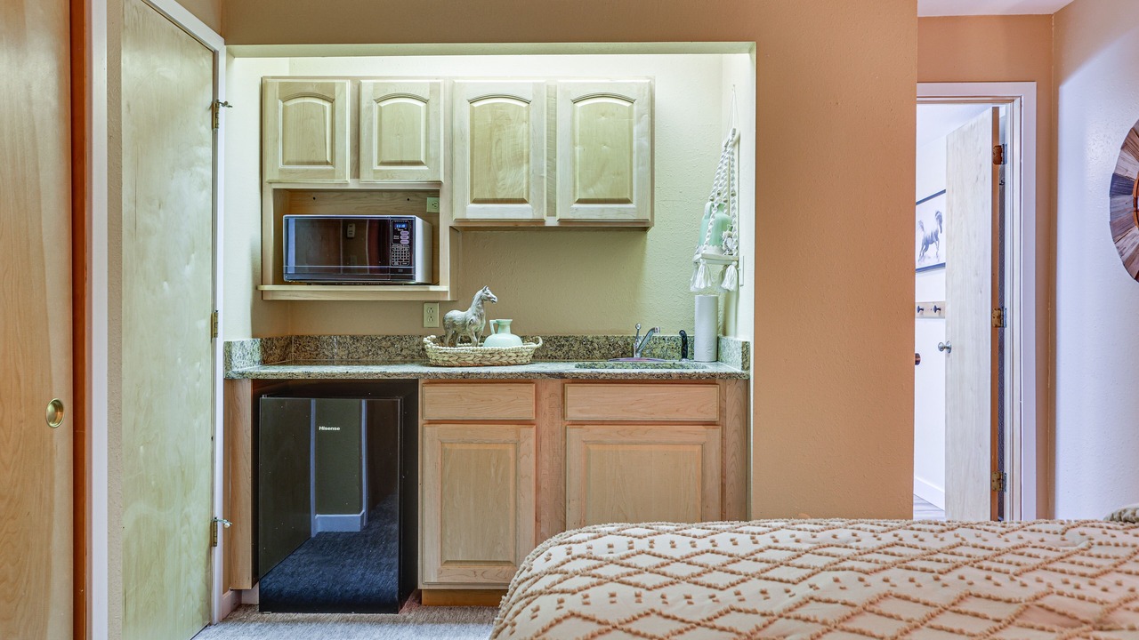 Photo of Bedroom in Peak 9