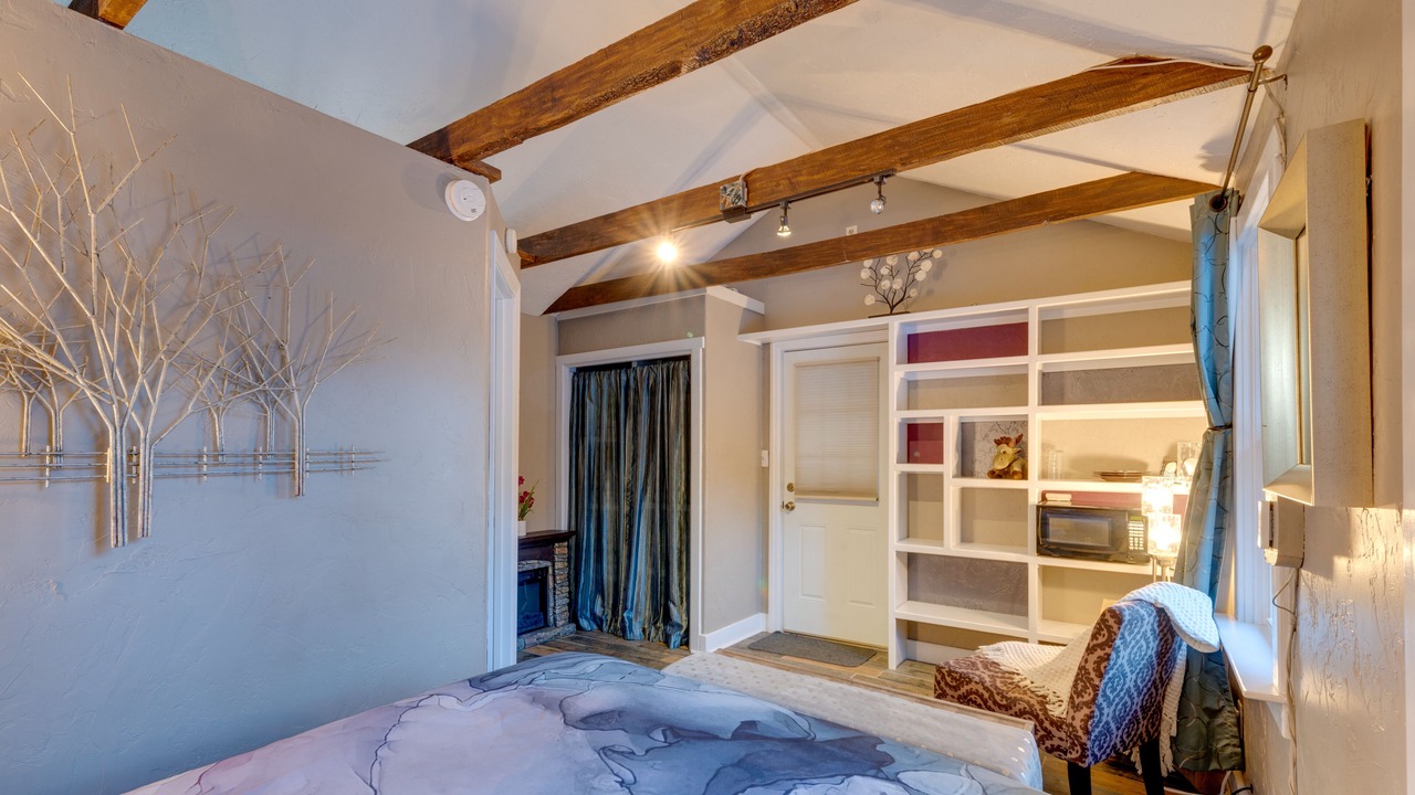 Photo of Bedroom in Green Mountain Falls