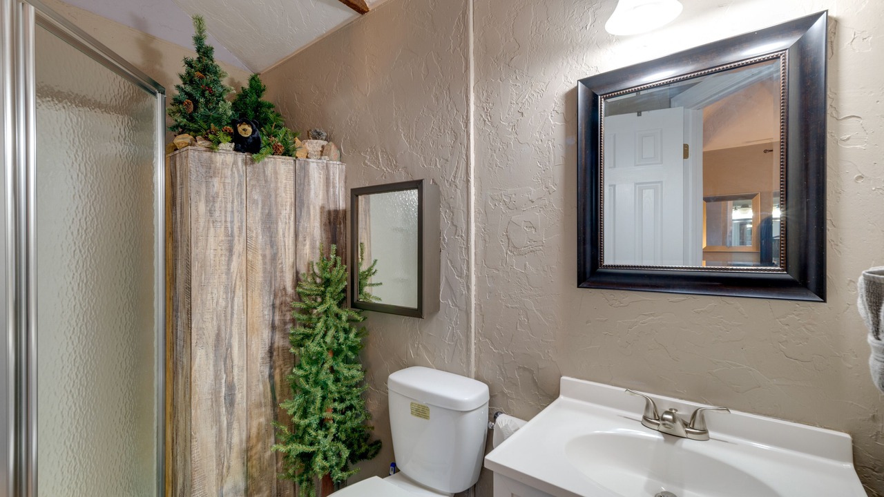 Photo of Bathroom in Green Mountain Falls