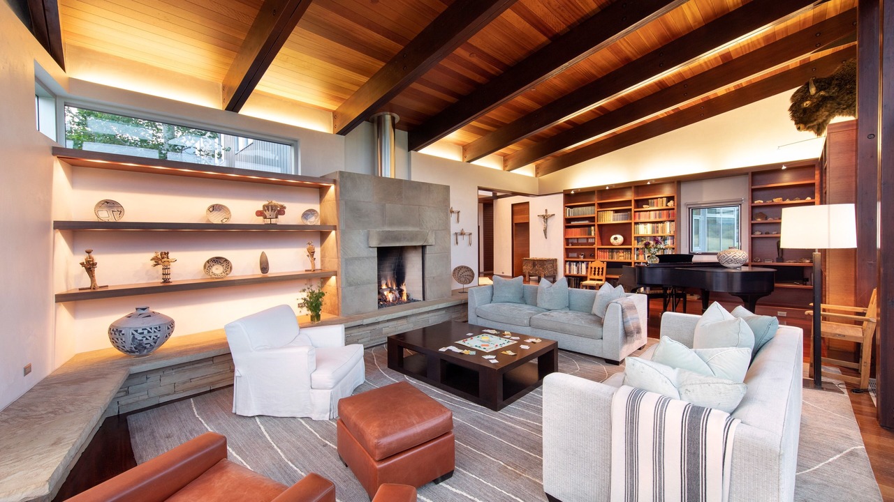 Photo of Livingroom in Red Mountain