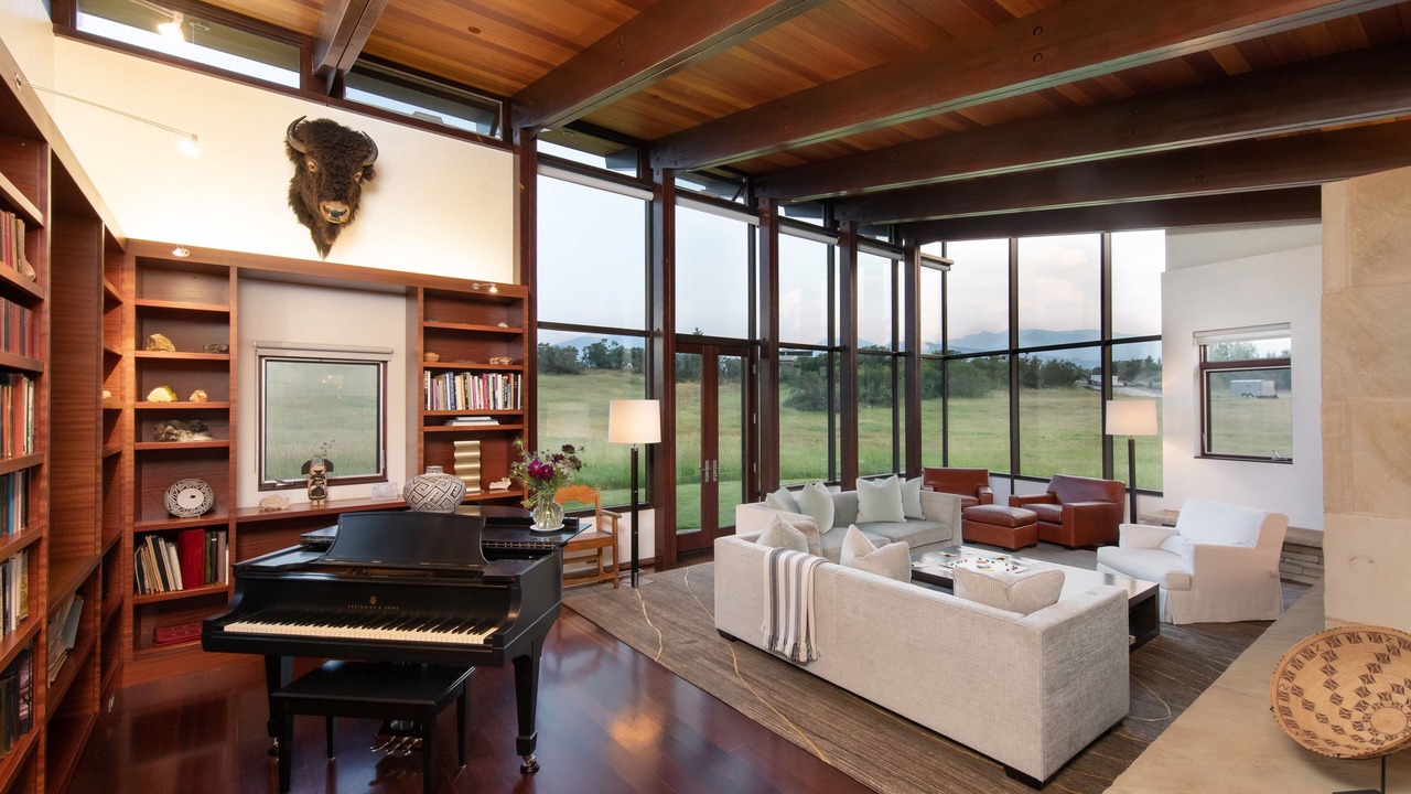 Photo of Bedroom in Red Mountain