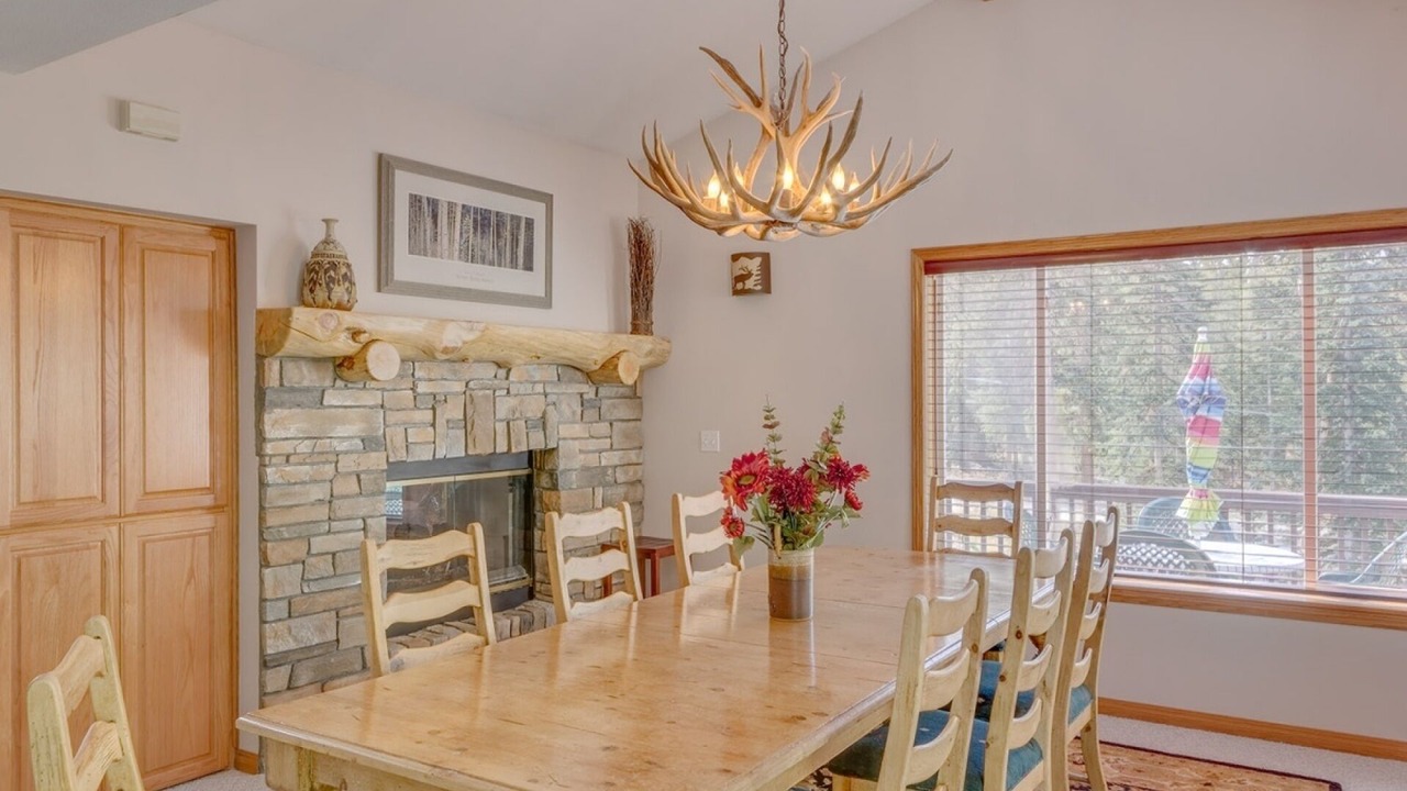 Photo of Livingroom in Breckenridge Heights