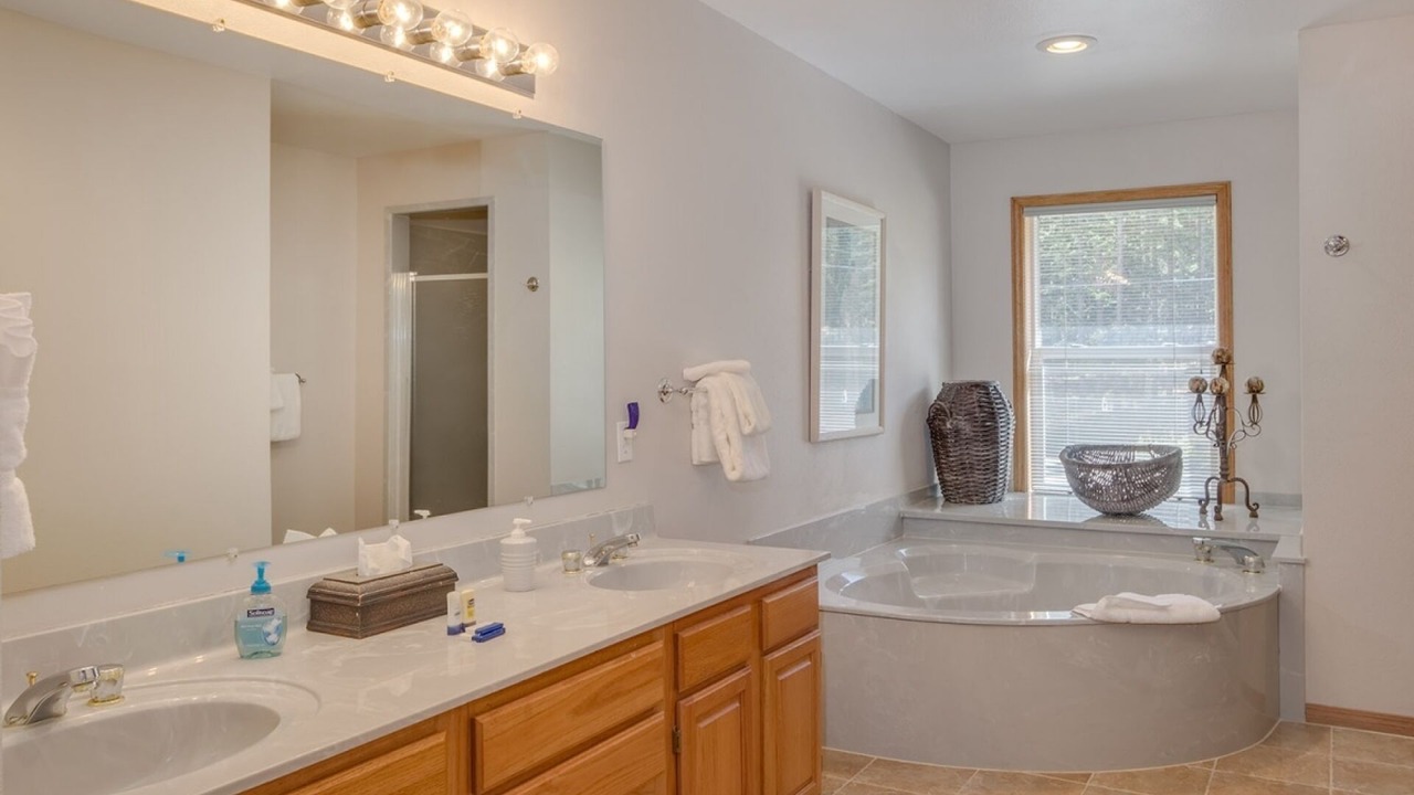 Photo of Bathroom in Breckenridge Heights