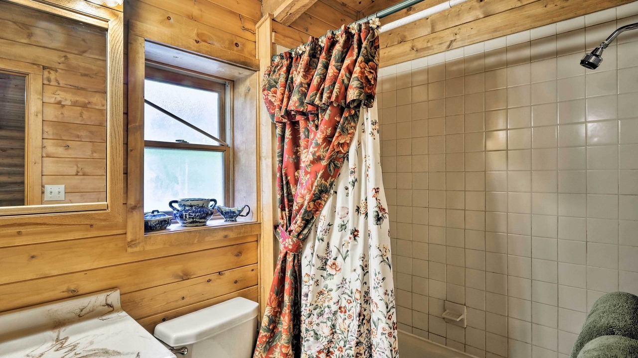 Photo of Bathroom in Alma