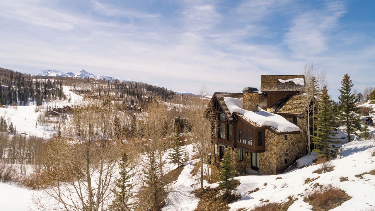 Photo of Outdoor in Mountain Village