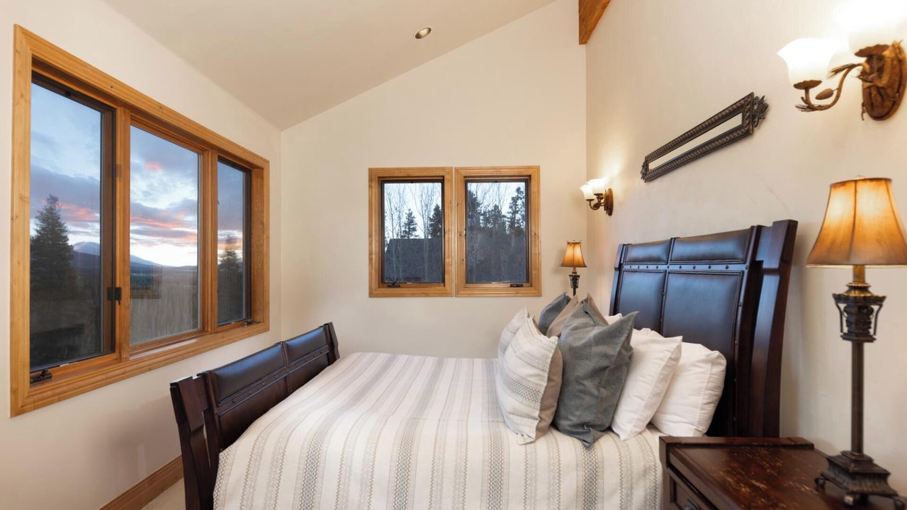 Photo of Bedroom in Warrior's Mark West