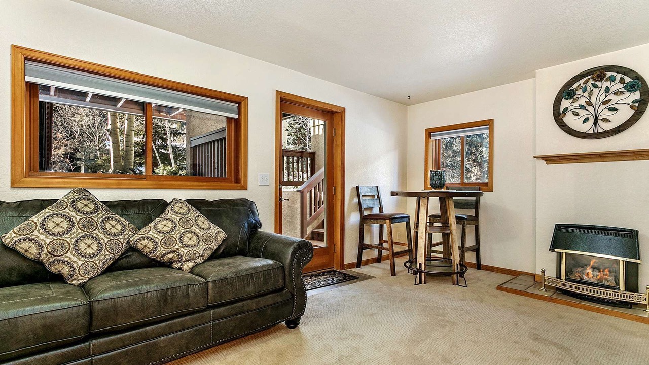 Photo of Livingroom in Eagle-Vail