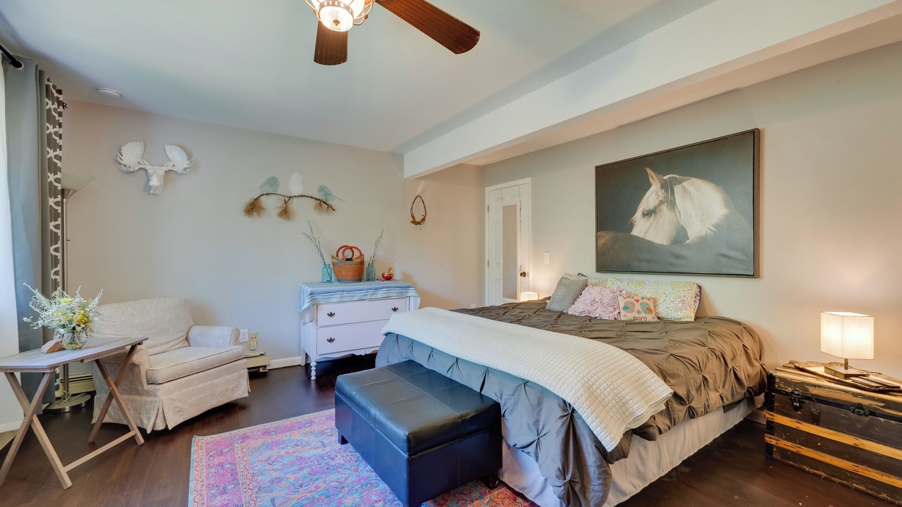 Photo of Bedroom in Coal Creek