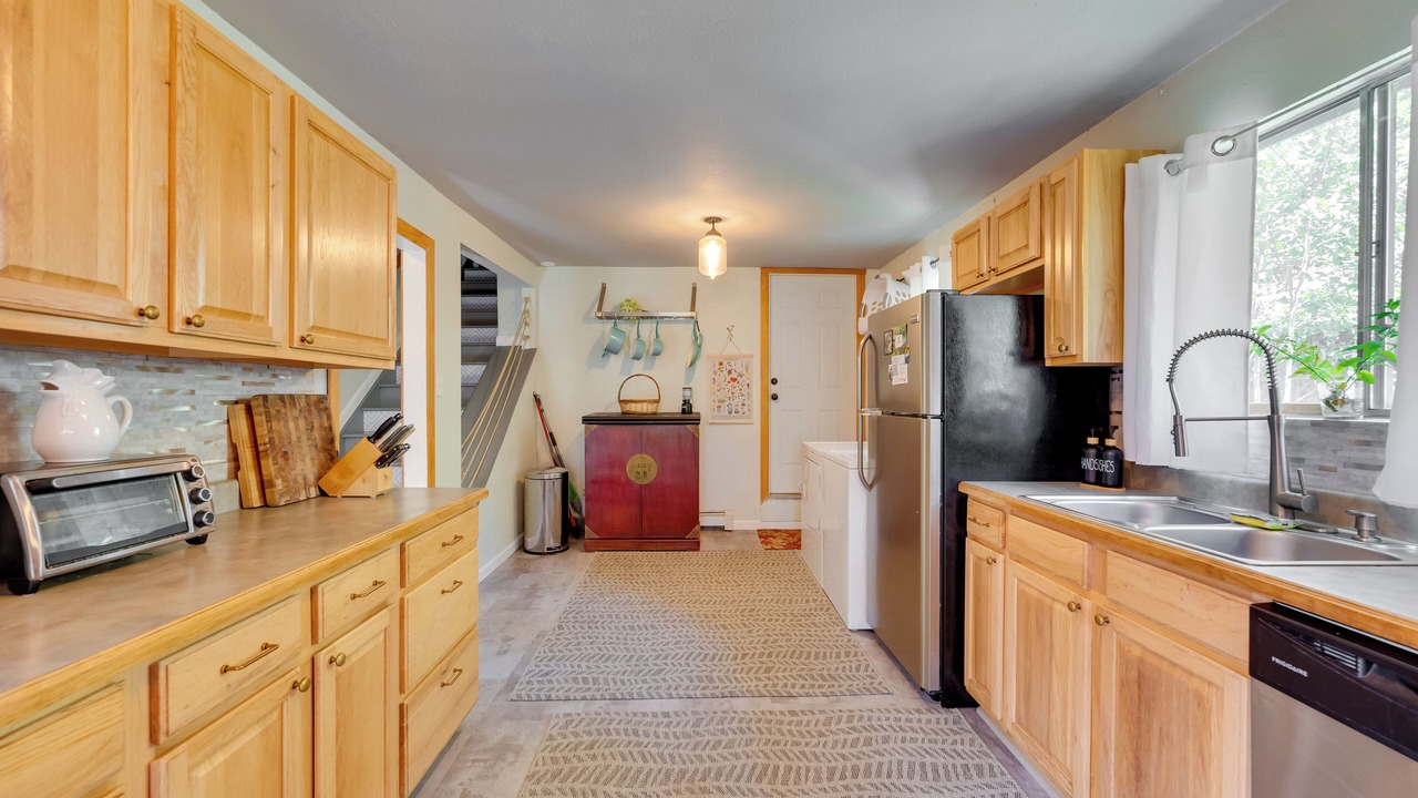 Photo of Kitchen in Coal Creek