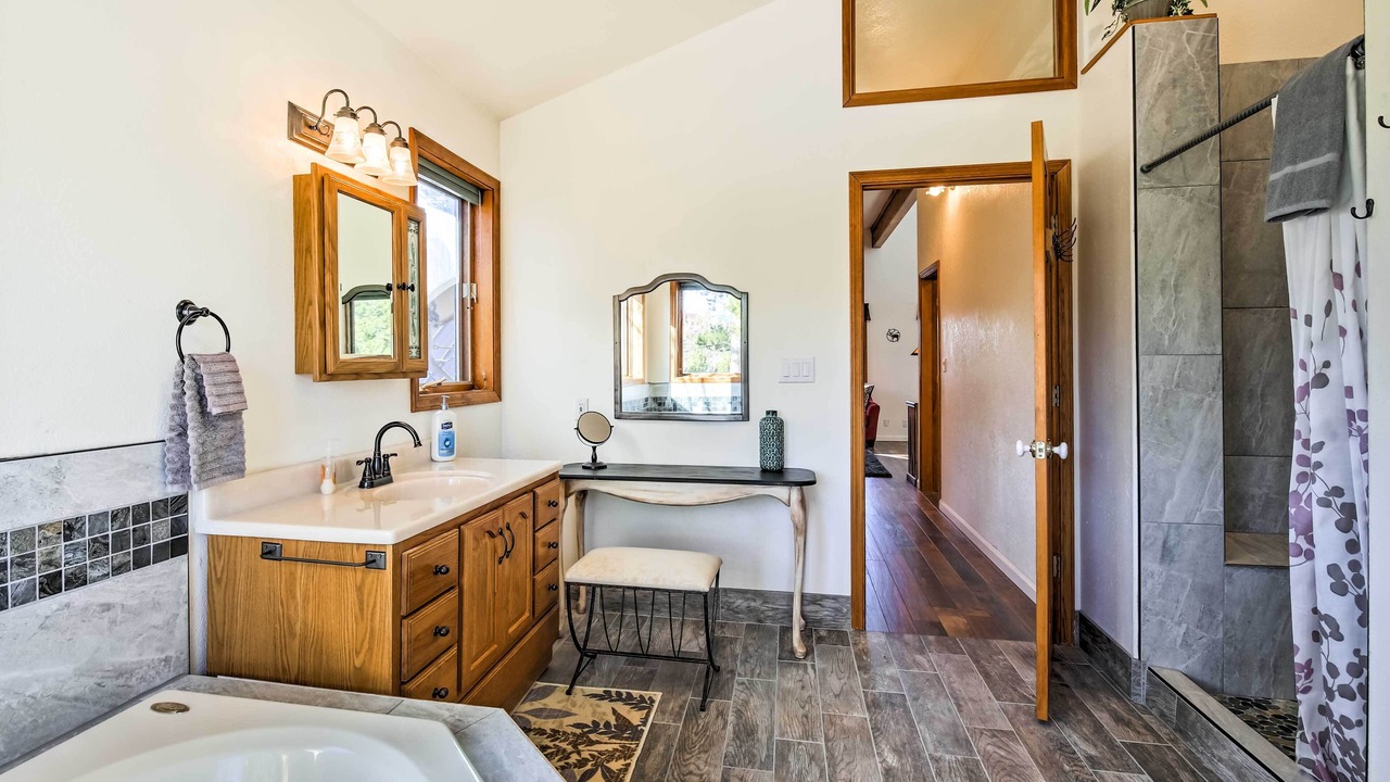 Photo of Bathroom in Grand Lake
