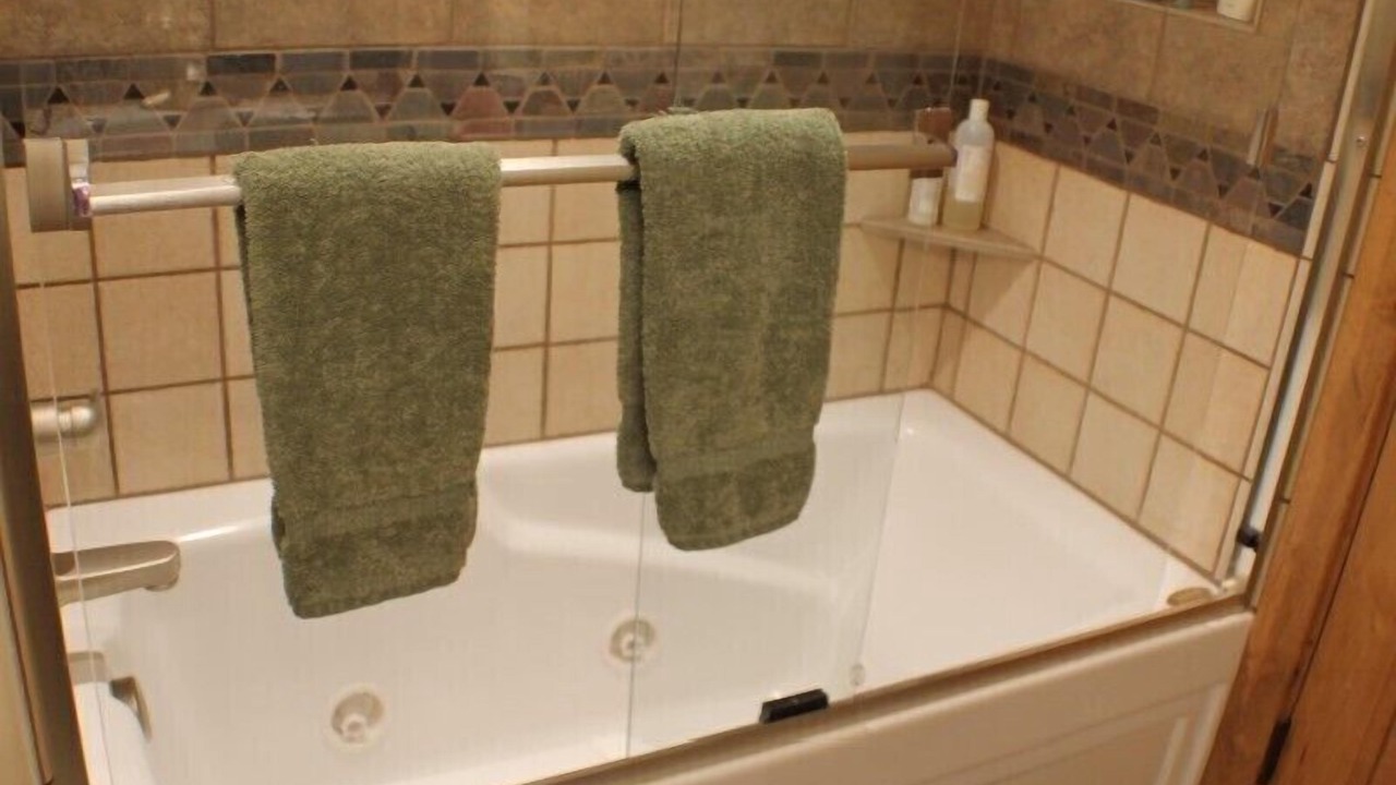 Photo of Bathroom in Three Peaks