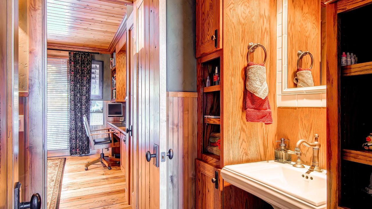 Photo of Bathroom in Three Peaks