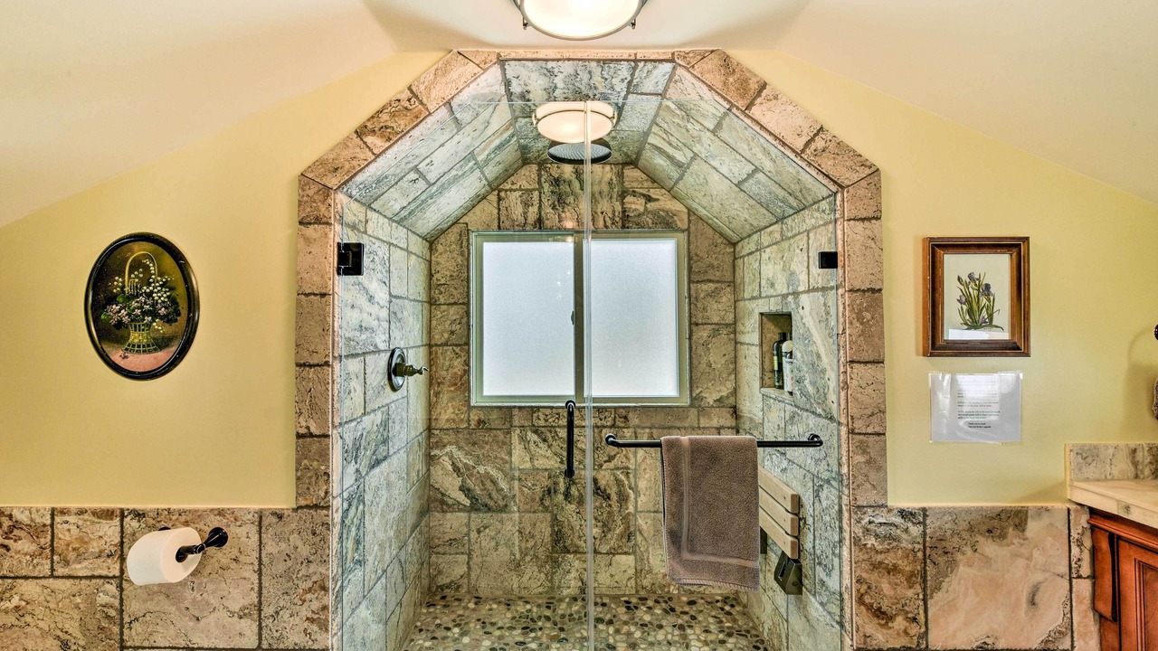 Photo of Bathroom in Buena Vista