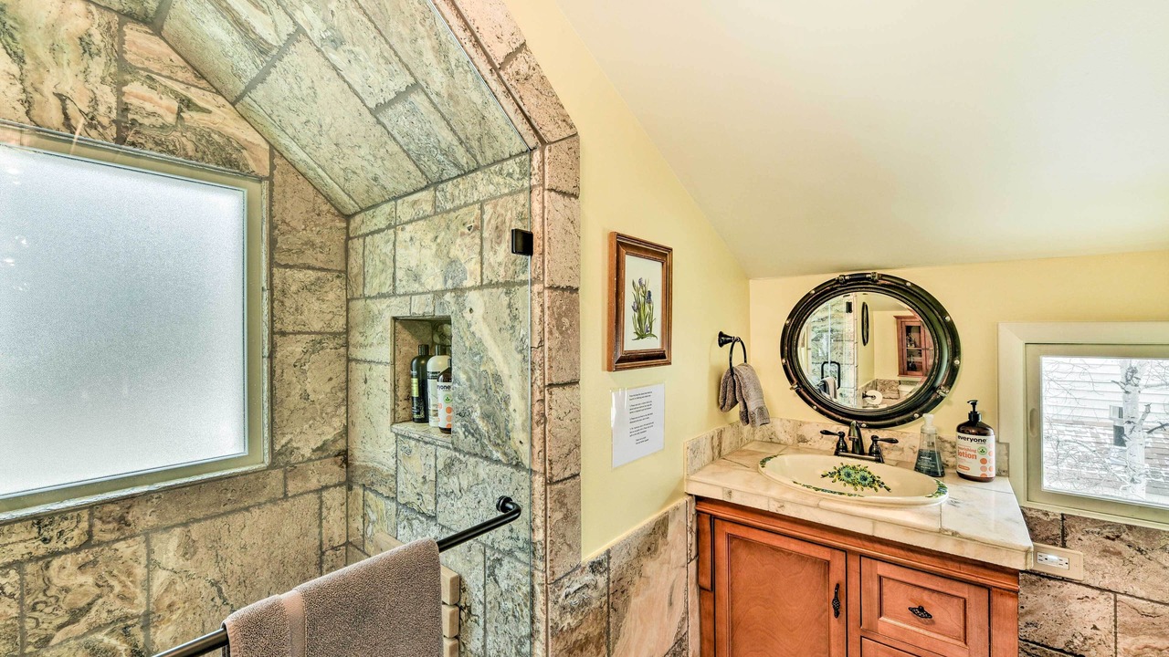Photo of Bathroom in Buena Vista