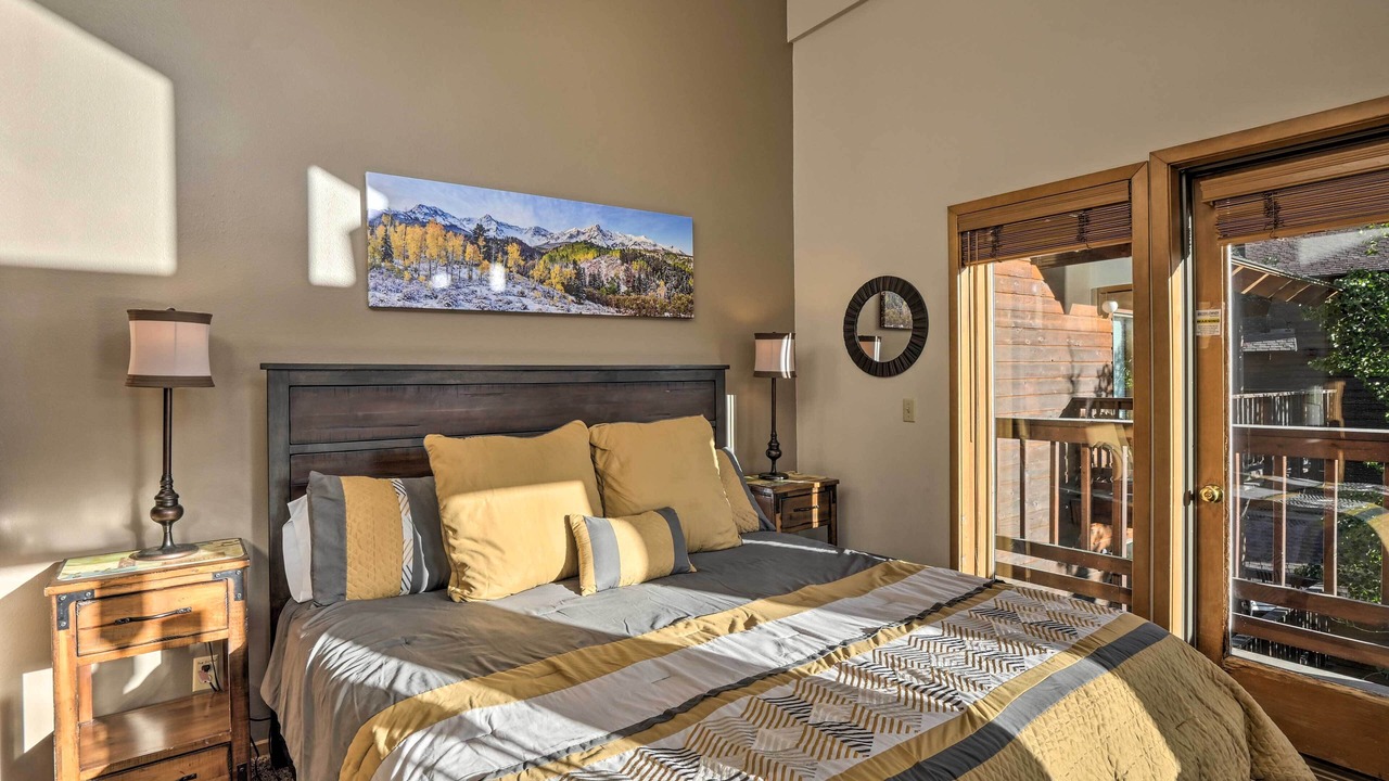 Photo of Bedroom in Four O'Clock