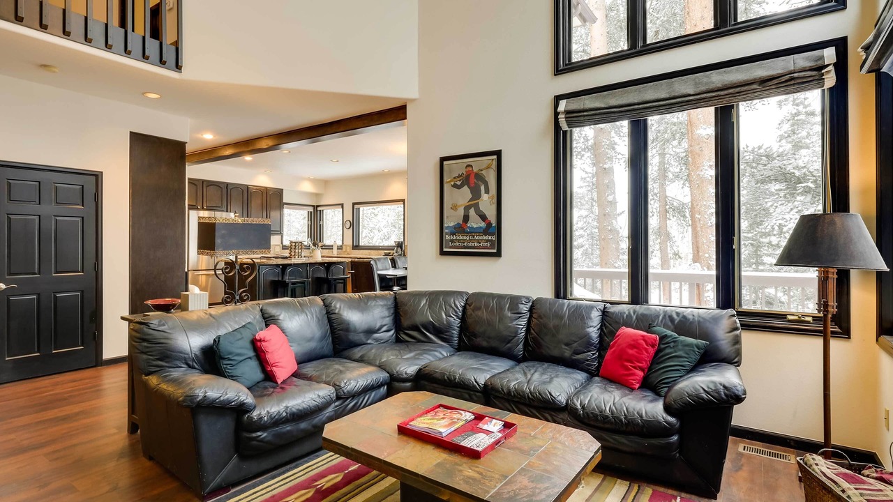 Photo of Livingroom in Christie Heights