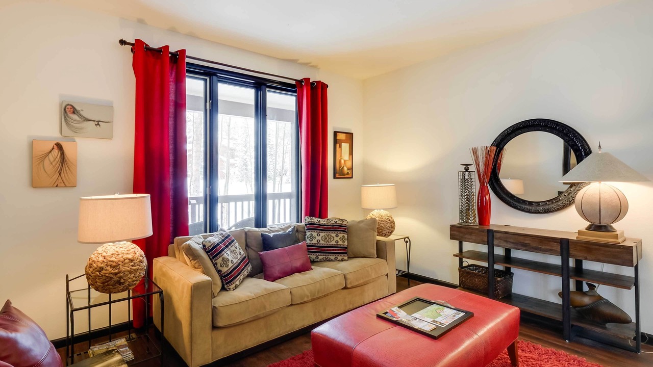 Photo of Livingroom in Christie Heights