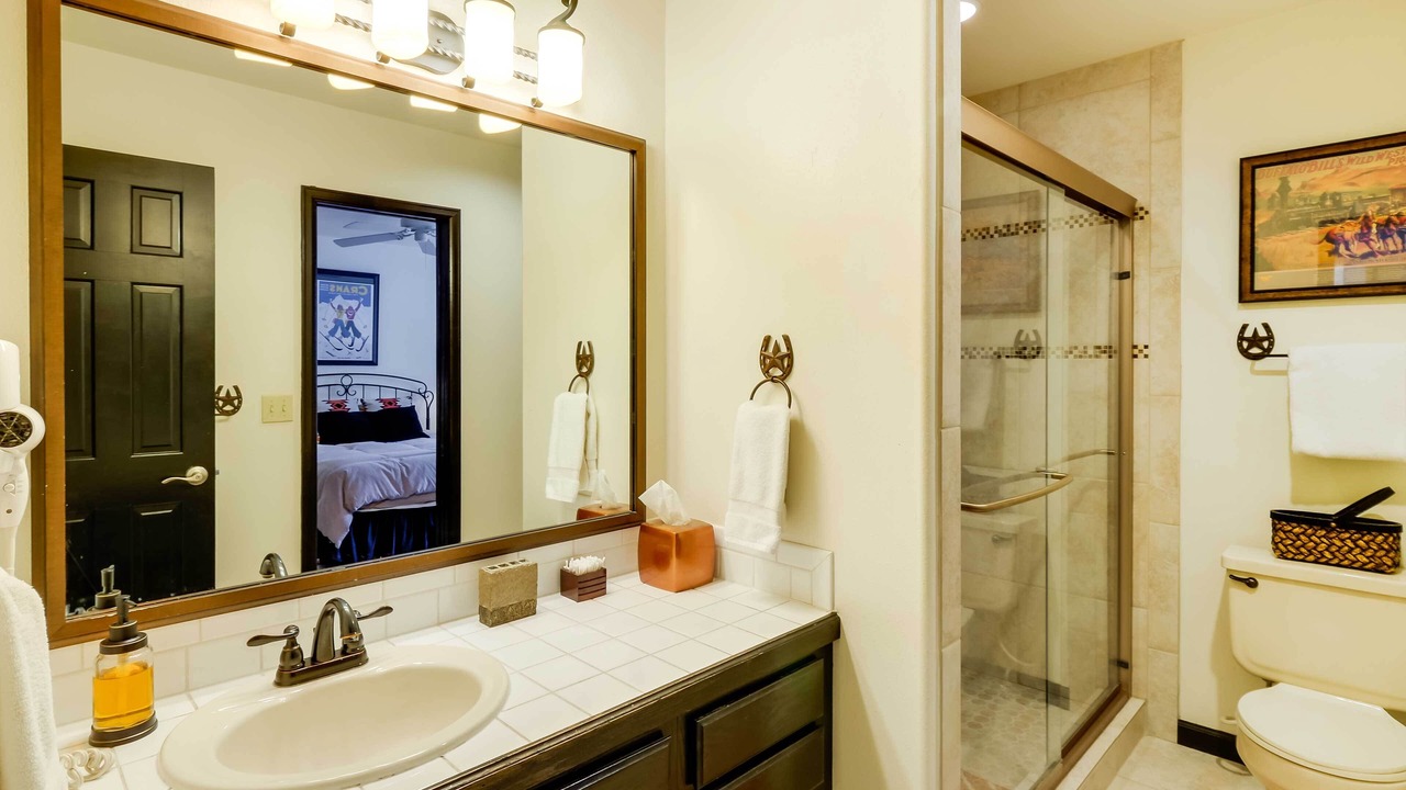 Photo of Bathroom in Christie Heights