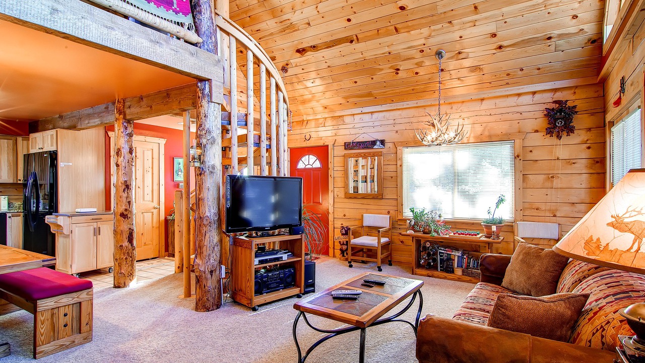 Photo of Livingroom in Dillon