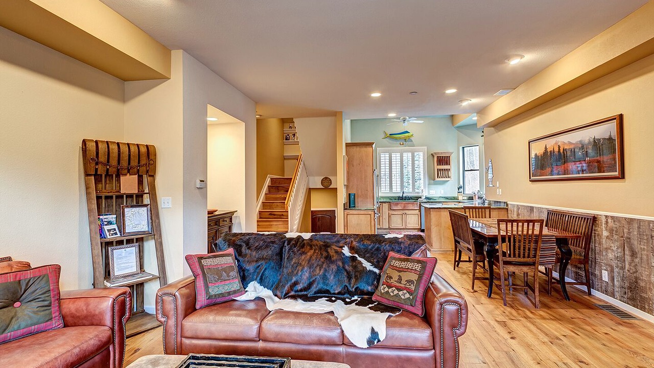Photo of Livingroom in Warrior's Mark