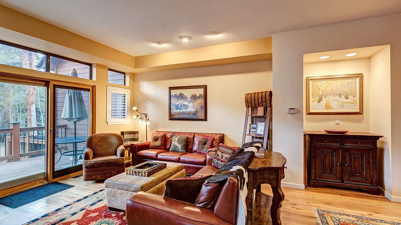 Photo of Livingroom in Warrior's Mark