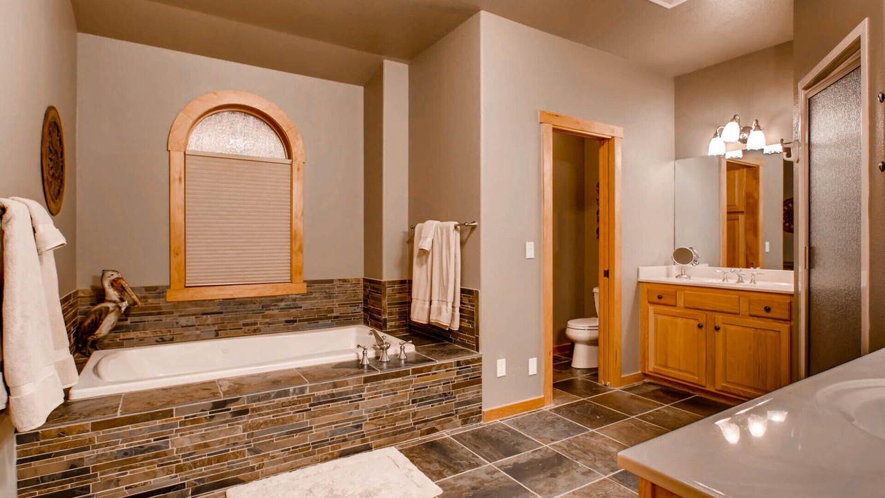 Photo of Bathroom in The Highlands