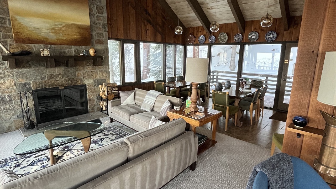 Photo of Livingroom in Snowmass Village