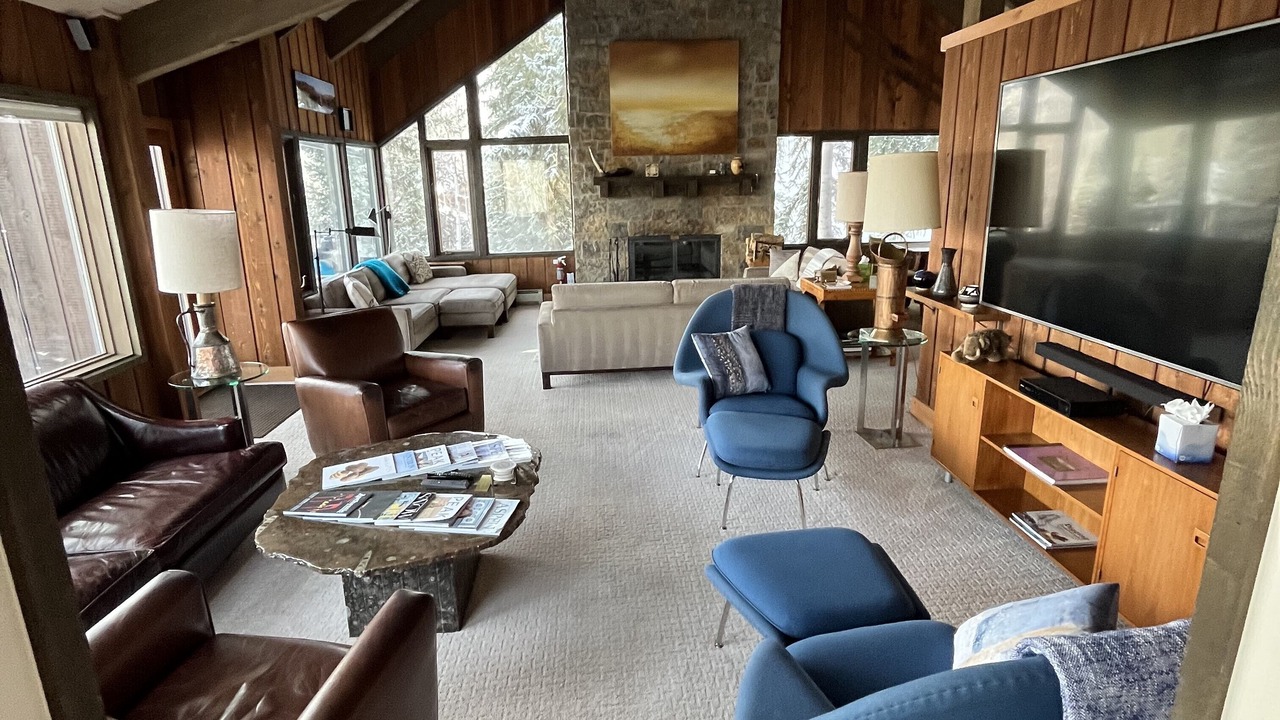 Photo of Livingroom in Snowmass Village