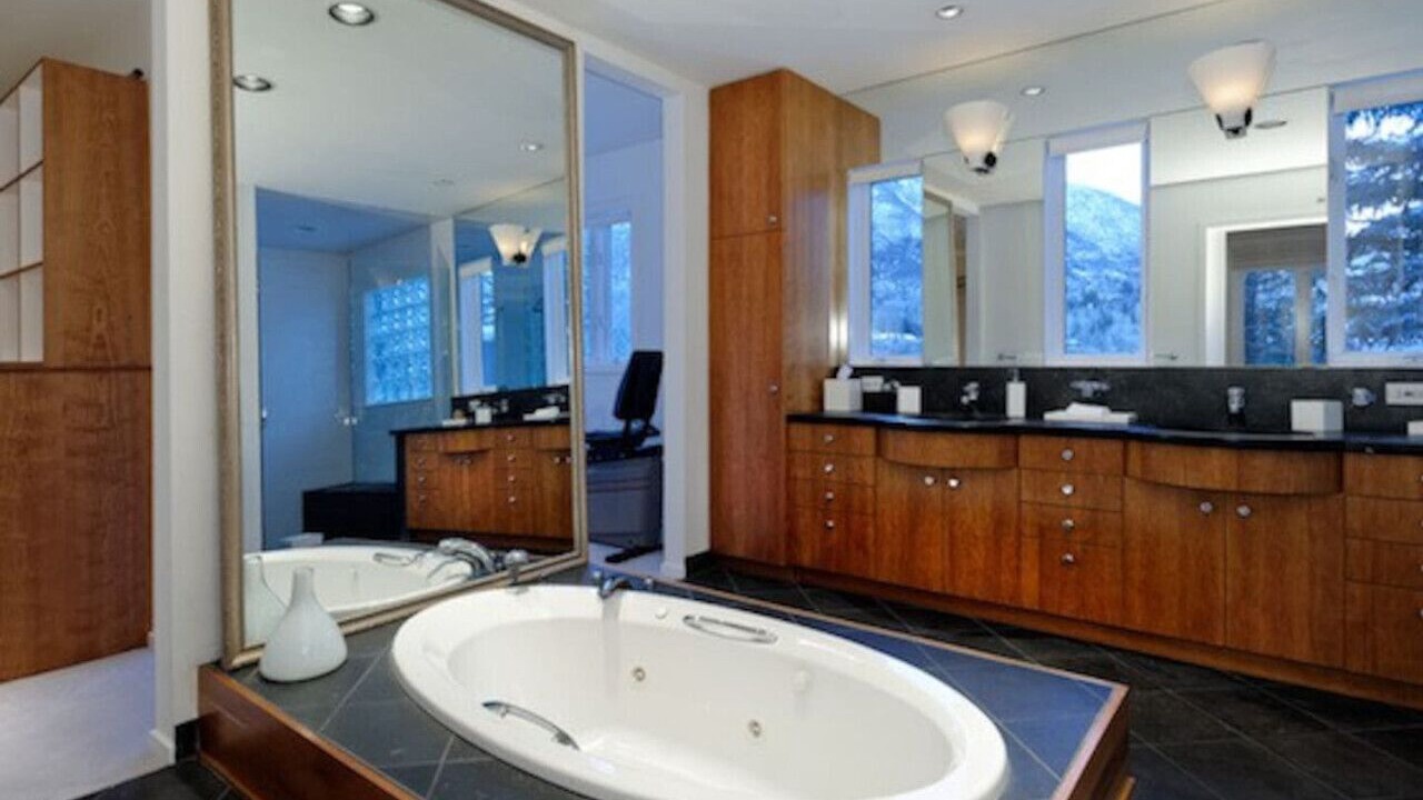 Photo of Bathroom in Aspen
