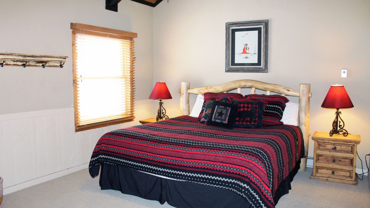 Photo of Bedroom in Crested Butte