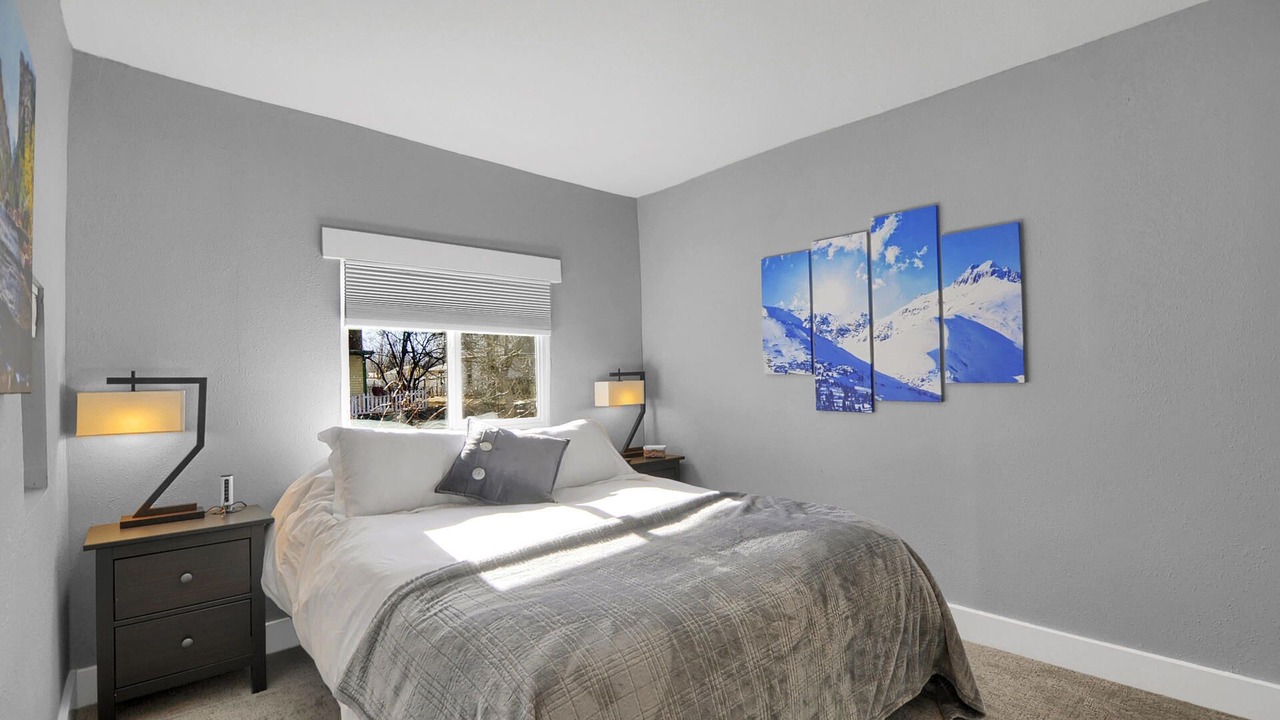 Photo of Bedroom in Colorado Springs