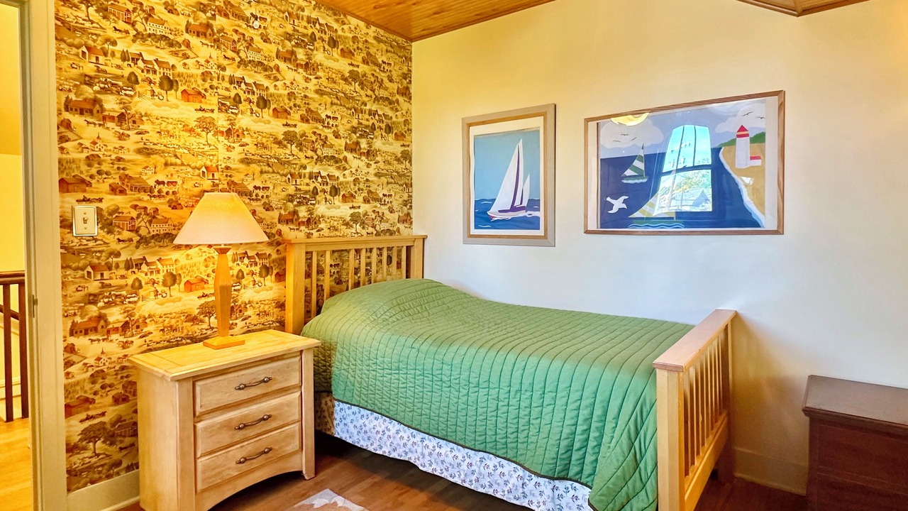 Photo of Bedroom in Old North End