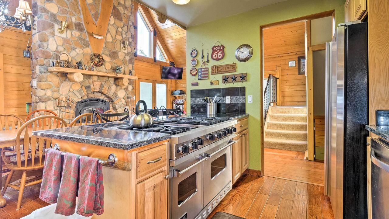 Photo of Kitchen in Warm Springs