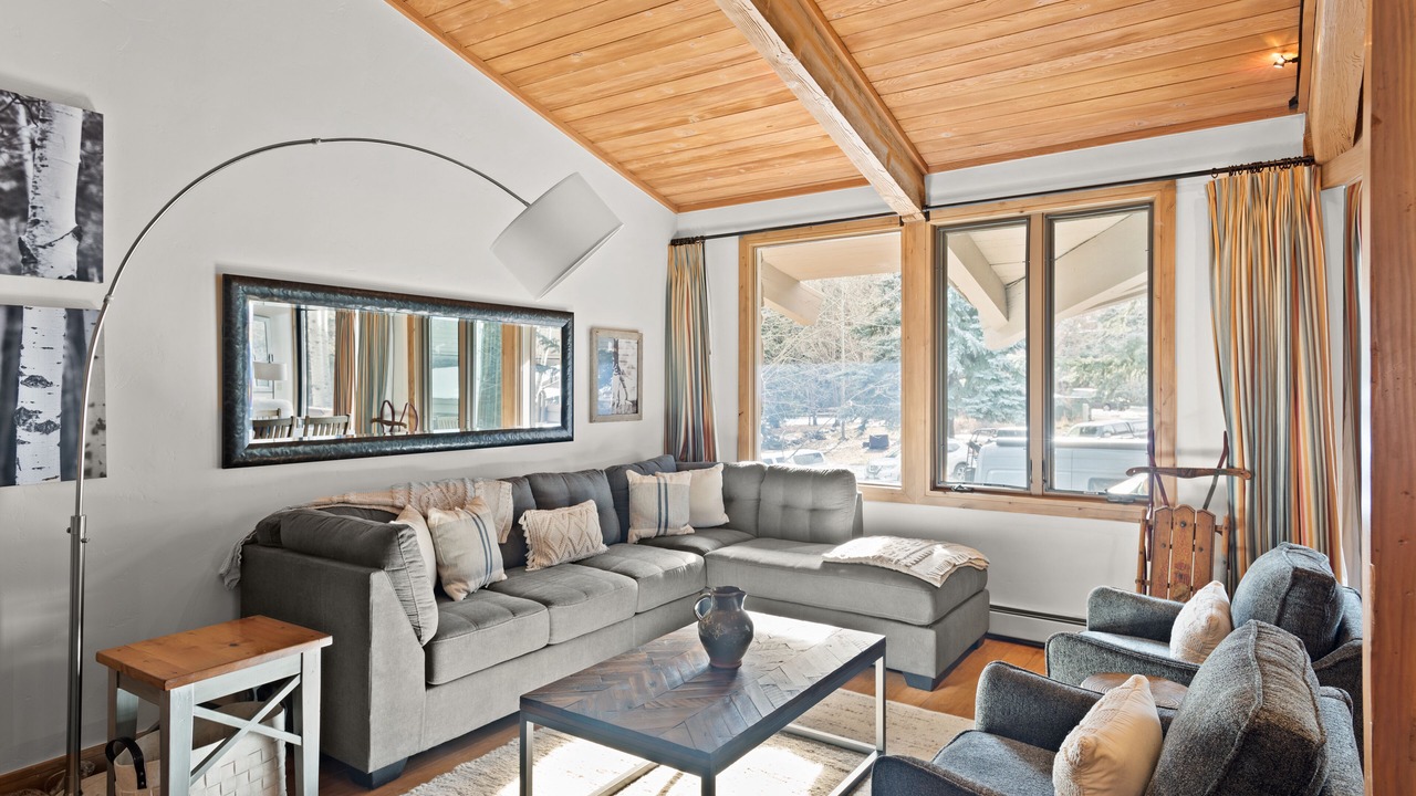 Photo of Livingroom in Aspen
