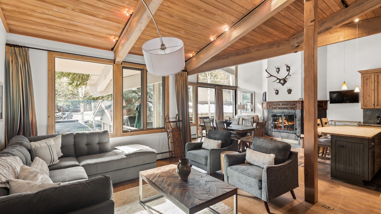 Photo of Livingroom in Aspen
