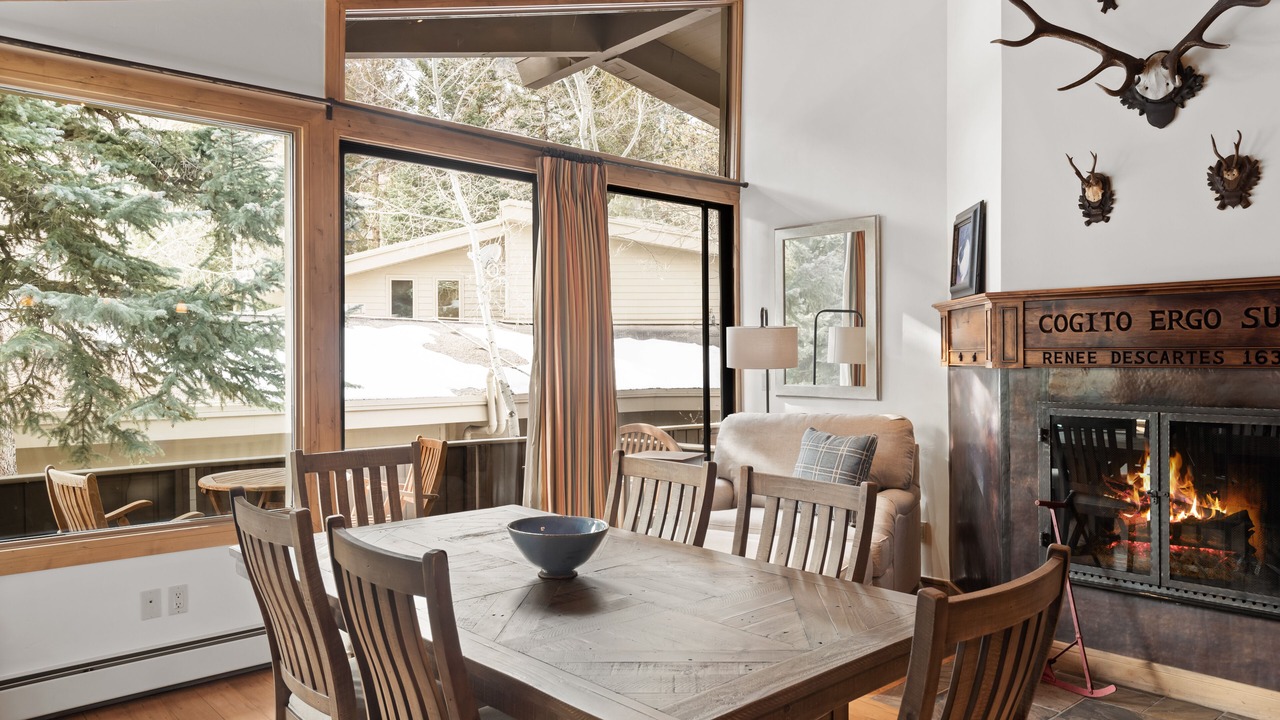 Photo of Livingroom in Aspen