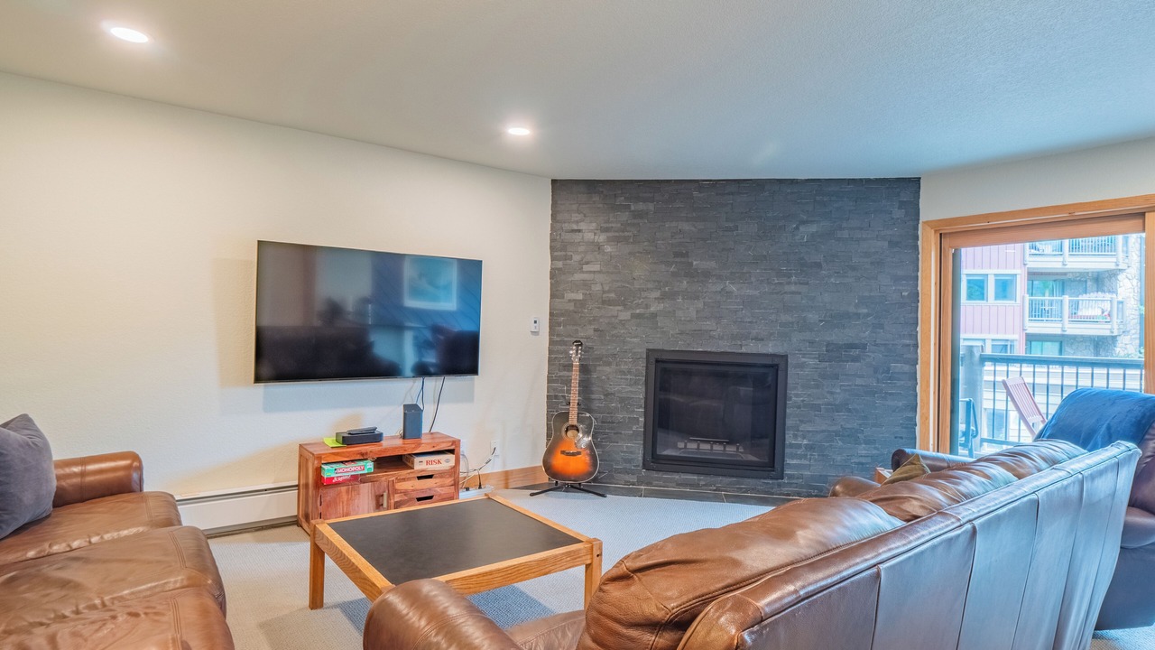 Photo of Livingroom in Historic District