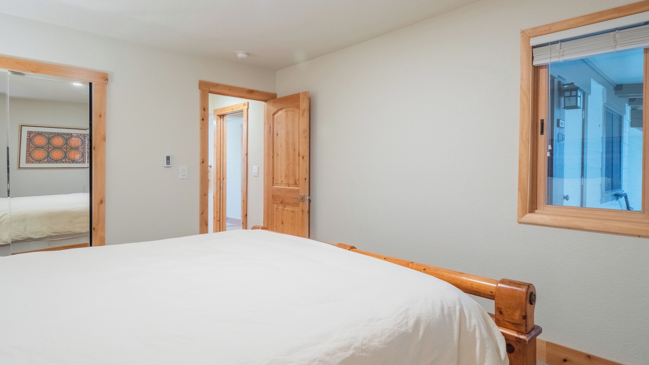 Photo of Bedroom in Historic District