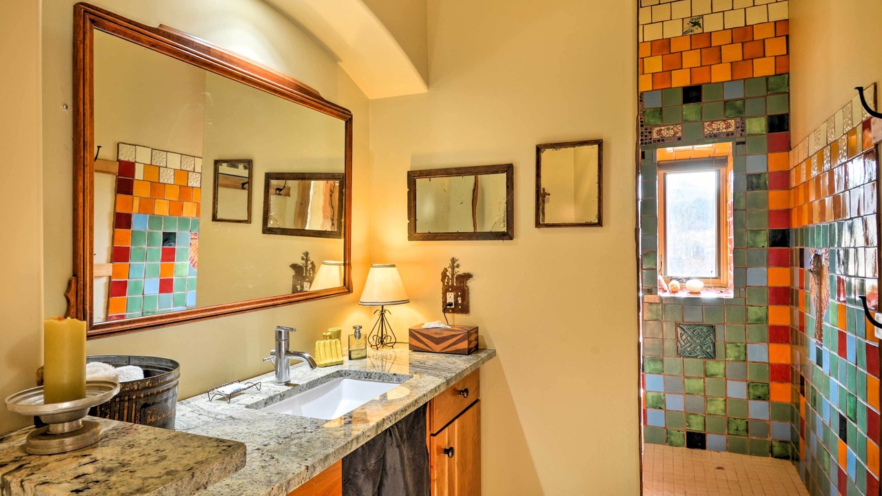 Photo of Bathroom in Del Norte