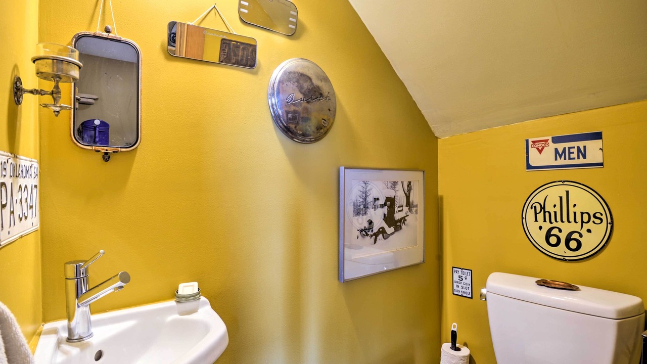 Photo of Bathroom in Del Norte